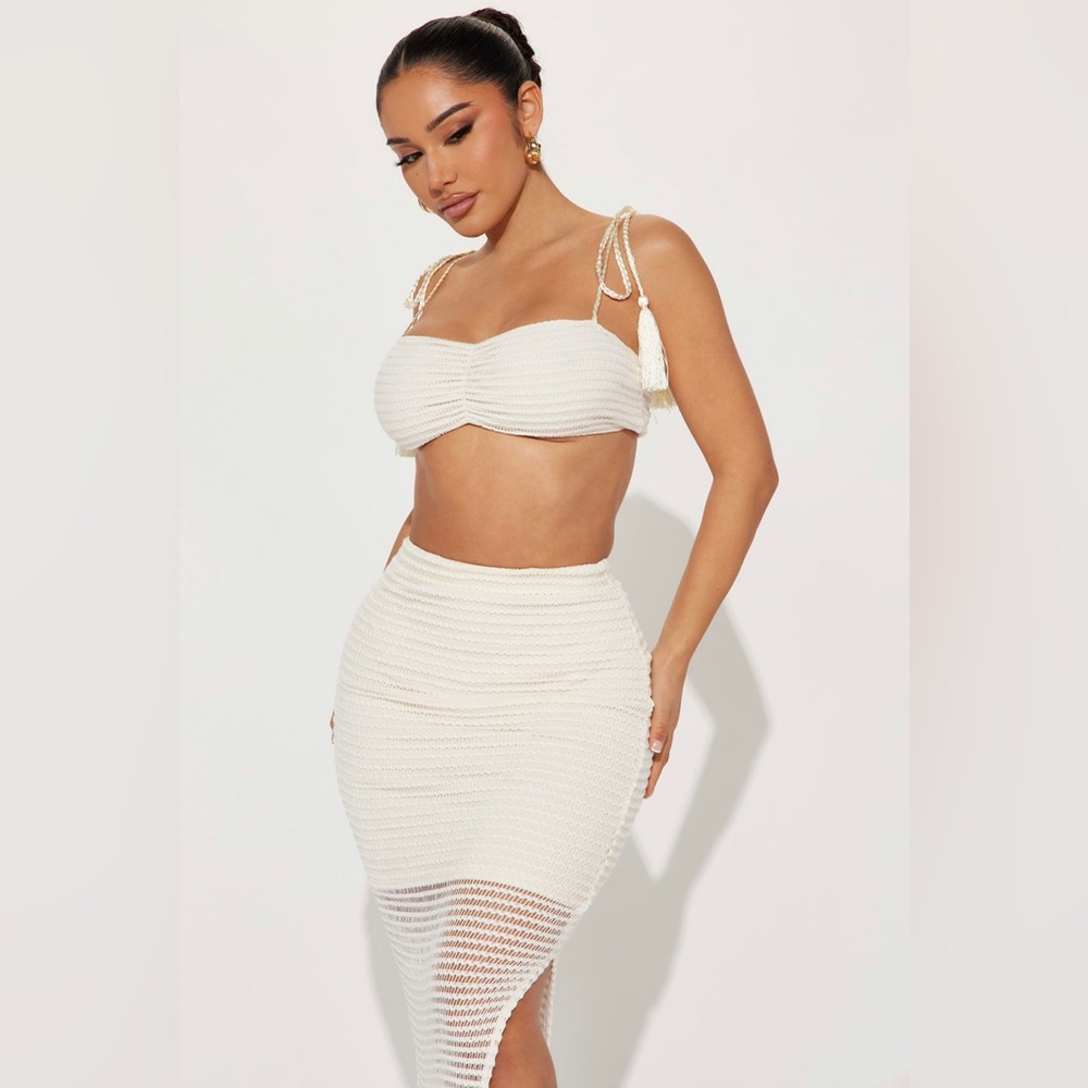Two piece skirt set